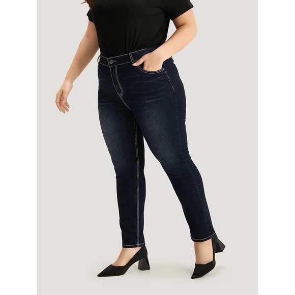 Size 14  • 1x • BloomChic • Contrast Trim Stitch Dark Wash Jeans - Indigo - Picture 3 of 8